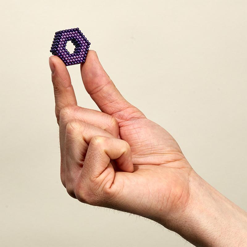 Metallic Speks Magnet Balls