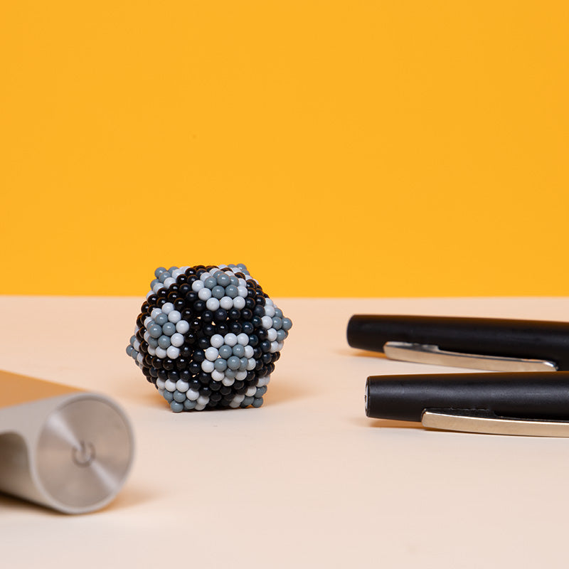 Matte Speks Magnet Balls