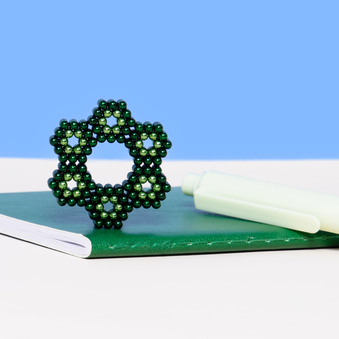 Metallic Speks Magnet Balls