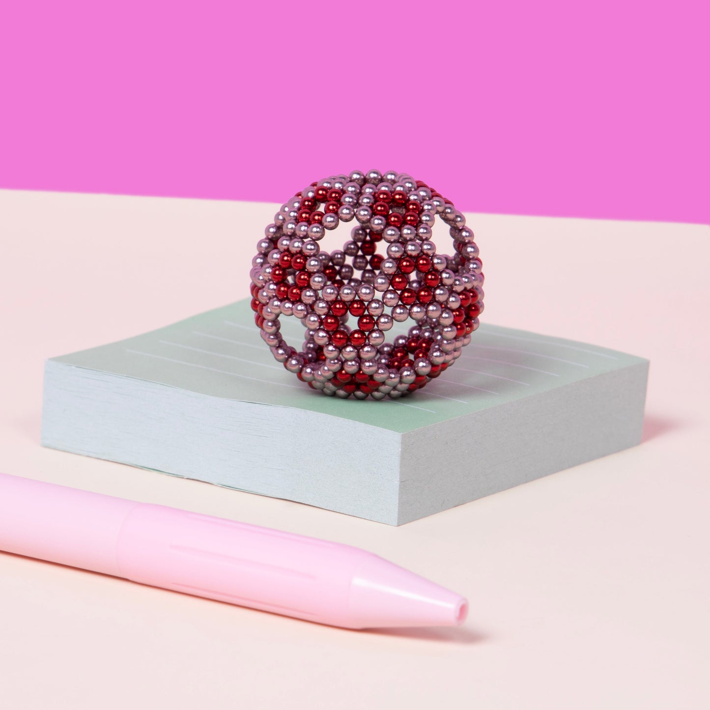 Metallic Speks Magnet Balls