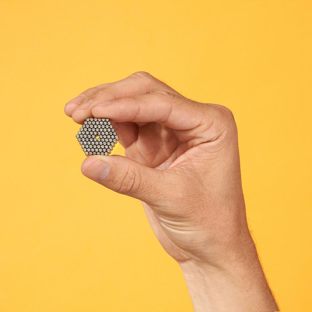 Metallic Speks Magnet Balls