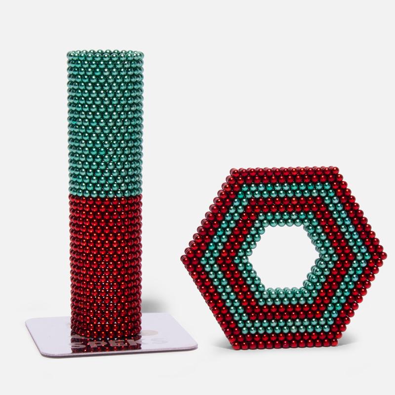Metallic Speks Magnet Balls