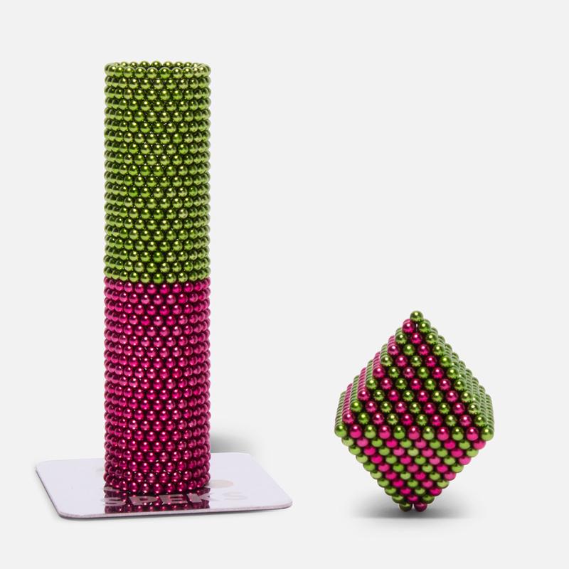 Metallic Speks Magnet Balls