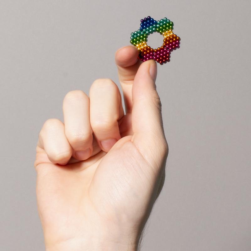 Metallic Speks Magnet Balls
