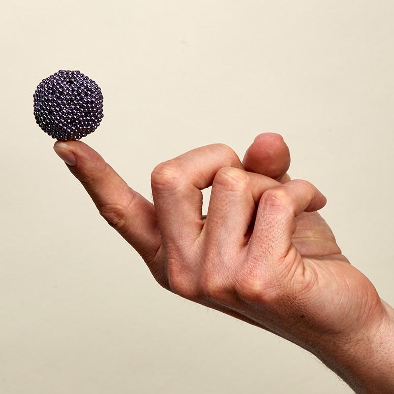 Metallic Speks Magnet Balls