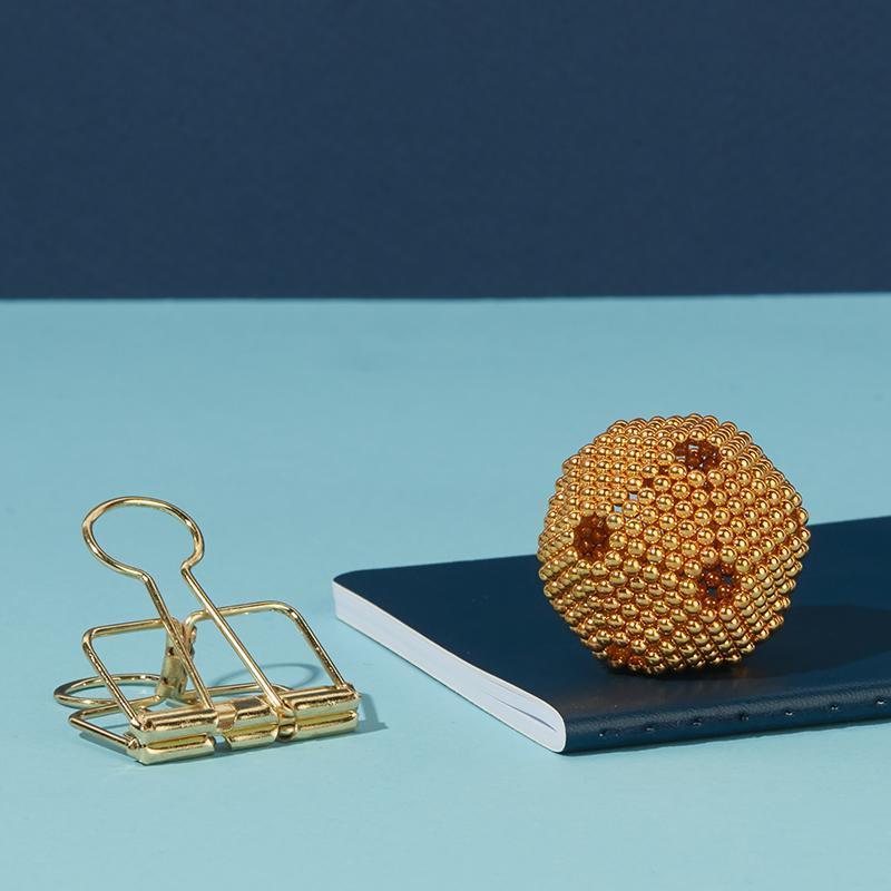 Metallic Speks Magnet Balls