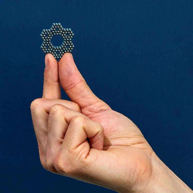 Metallic Speks Magnet Balls