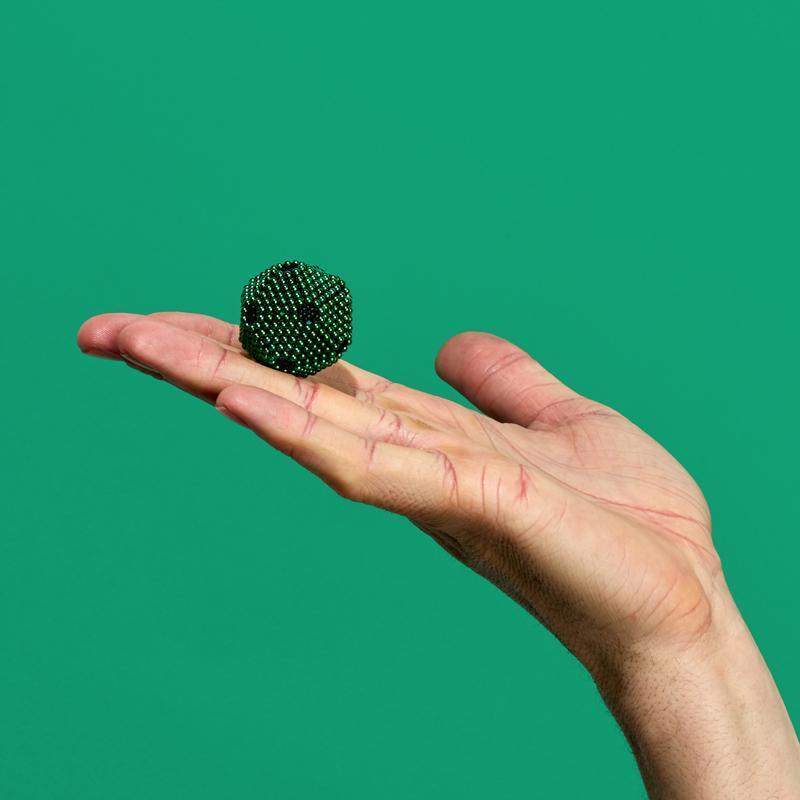 Metallic Speks Magnet Balls