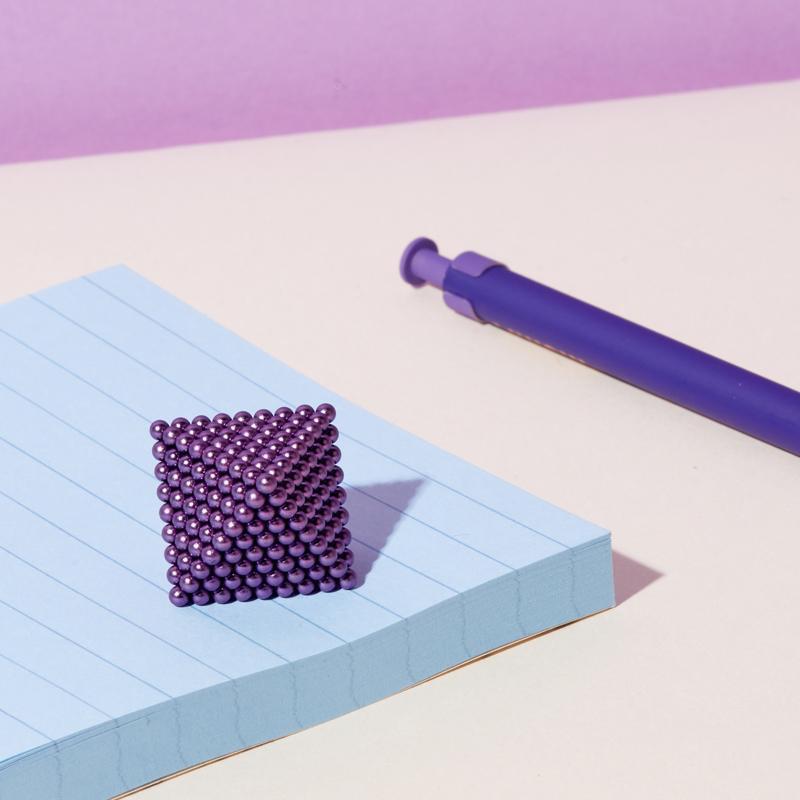 Metallic Speks Magnet Balls