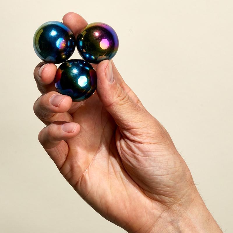 Supers 33mm Magnet Balls
