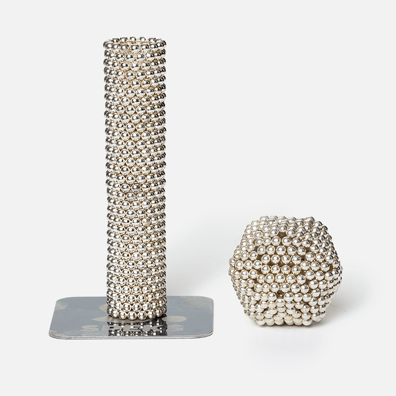 Metallic Speks Magnet Balls